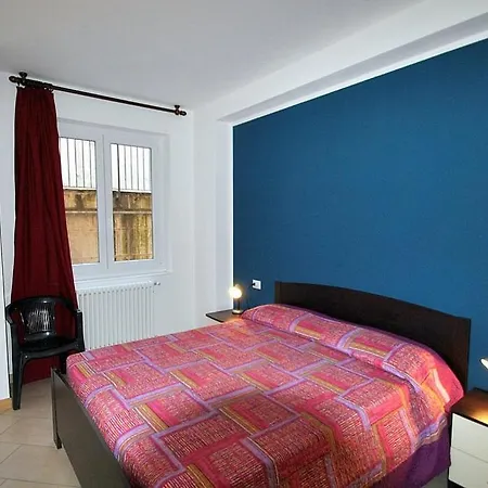 Piazzo Sleeps 4 Pool Wifi Appartement *